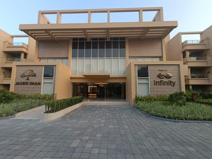 luxury elderly care homes