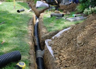 What Top-Rated Drainage Companies Near Me Do Differently for Your Yard Emergency drain service