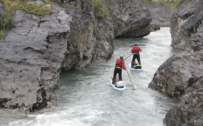 American Whitewater safety guide American Whitewater safety guide